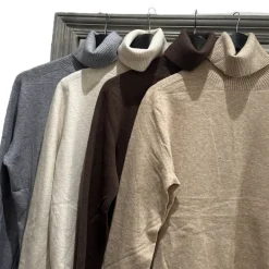 Blød rullekrave bluse - Off White