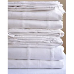 Dug med frynser White - 3 størrelser