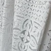 Organdi sengetæppe 150x225 med udskåret mønster