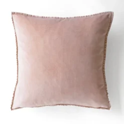 Pip Blush Stonewashed velour 50x50 cm