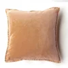 Pip Caramel Stonewashed velour 50x50 cm