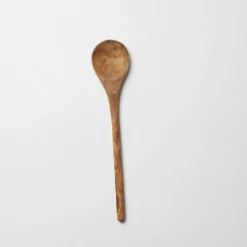 Ske i lys oliventræ