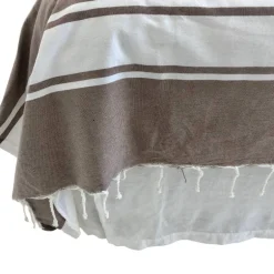 Taupe 200x300cm sengetæppe stribet