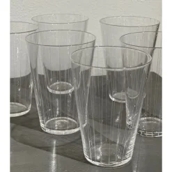 Tivoli stribet glas